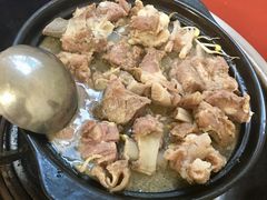 -老石黑山羊毛驴肉火锅(金凯广场店)