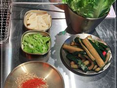 -又见炊烟炭火烤肉(五一新村店)