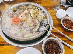 -泸州酸菜豆花火锅川师店