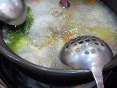 -濠轩阁特色生蚝火锅(水湾路店)
