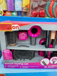 -TOYSRUS玩具反斗城(重庆来福士店)