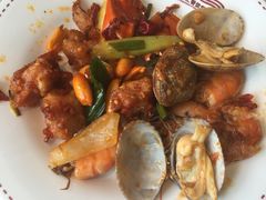 -鑫海汇海鲜烤肉火锅自助(七彩城店)