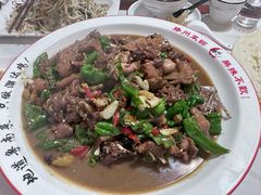 -鲁南仔·滕州炒鸡(经三路店)