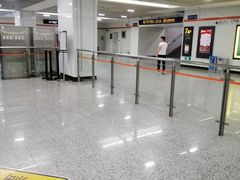 -常熟路(地铁站)