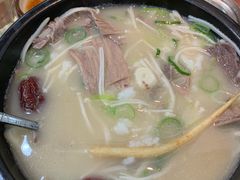 牛肉雪浓汤-神仙雪浓汤(明洞店)