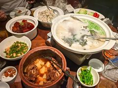 -许爷家·生态湖鲜(徐汇日月光店)