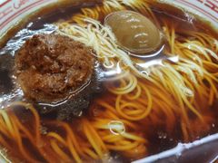 咸蛋黄狮子头面-吴茂兴本帮面(百色路店)