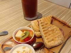 -必胜客(东莞地王店)