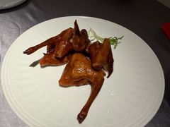 古法烧乳鸽-惠食佳(滨江大公馆店)