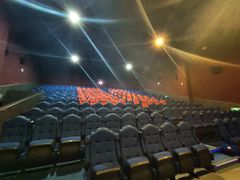 -鸿通城购物中心