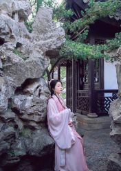 -一揽芳华汉服旗袍体验馆(拙政园店)