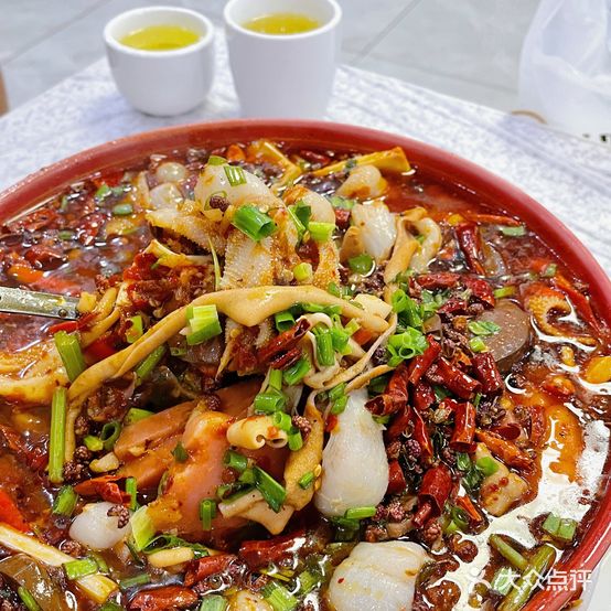 子都穿菜(新希望店)