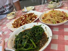 -洪霞餐馆
