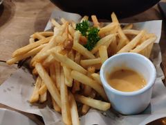 薯条-Naughty Nuri’s Phuket