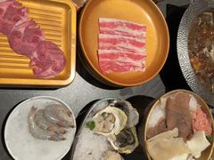 -牛YO寿喜烧·铁板烧和牛火锅自助(市府恒隆店)