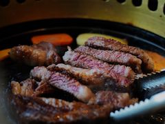 -炼火烤肉店