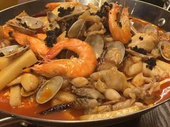 牛肝菌牛蛙霸王锅-云海肴·汽锅鸡·云南菜(苏州中心店)