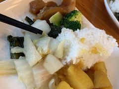 -阿育王寺素斋馆