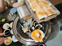 -围炉肉舍•炭烤活鳗•丹东海鲜烤肉(步行街店)