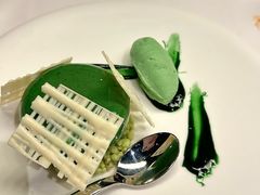 -云厨·高空西餐厅(成都瑯珀·凯悦臻选酒店)