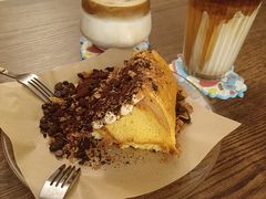 -C.Y Cafe