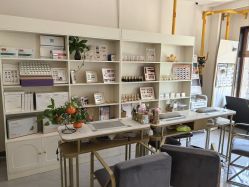 -森林香愈芳疗SPA·青春几何美容中心413