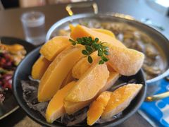 -曼听小寨海鲜烧烤·大连辣炒大王(盖州街店)