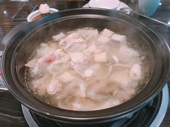 -东椰·海南椰子鸡火锅(朝阳门店)