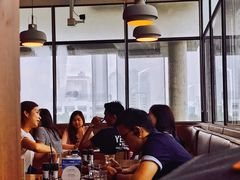 -ROAST coffee & eatery
