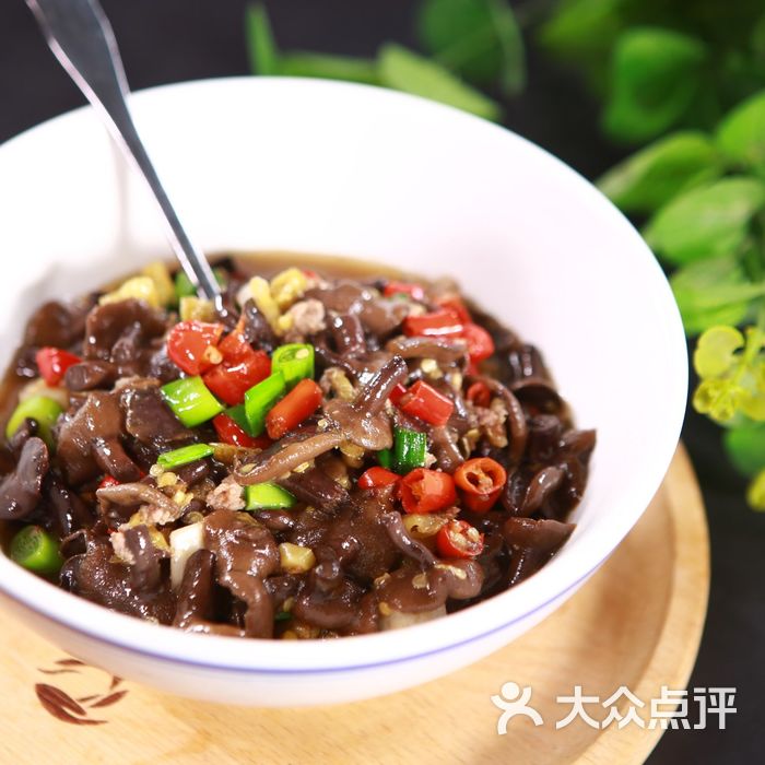 费大厨辣椒炒肉餐饮连锁酸辣牛肝菌图片-北京湘菜/家常菜-大众点评网