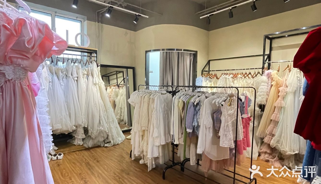 为了体验橙子摄影的化妆技术,拍摄前卸掉了自己的妆!