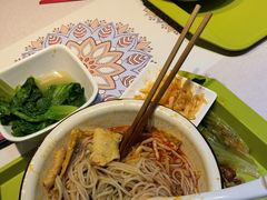 -丽丽三鲜螺蛳粉(田林路店)