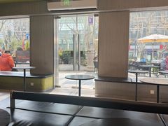 -M Stand(南京紫峰大厦店)