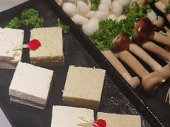 -慢丽江·云南野生菌土鸡锅(付家庄店)