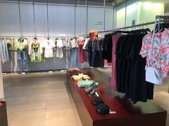-URBAN REVIVO(深圳华润万象天地店)