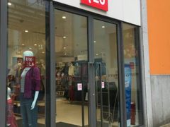 -优衣库(上海金桥国际商业广场店)