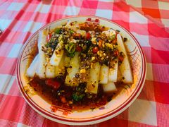 -耙吉吉川味小酒馆(本地人回头店)