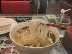 -桥香园正宗过桥米线(机场五店)