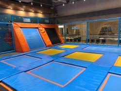 -探奇乐园蹦床公园(日月广场店)