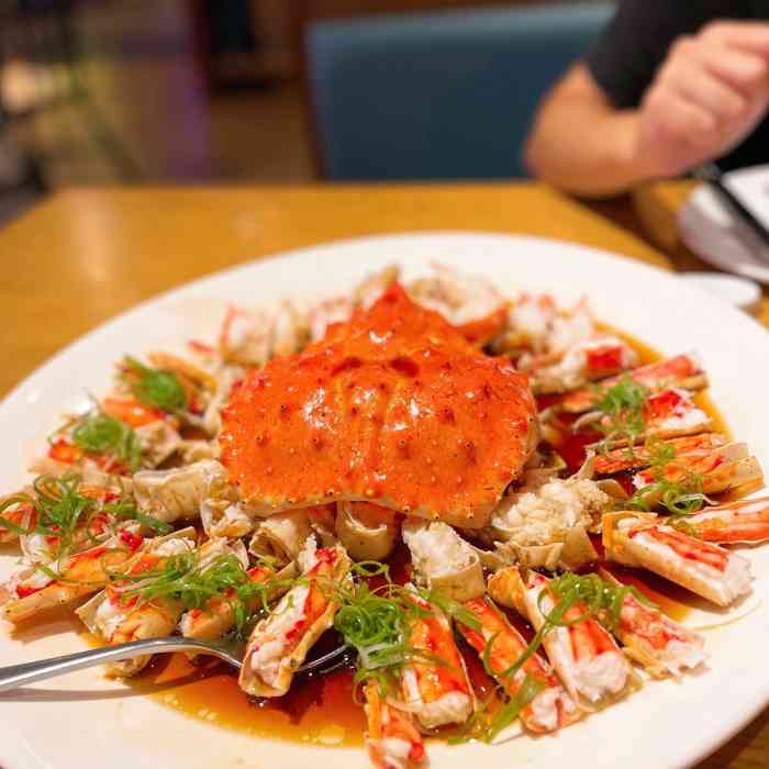 宝燕海鲜大排档(虹桥路店)-"家附近的海鲜大排档完成新装修,试营业