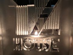 -TZ House音乐现场(茅台店)