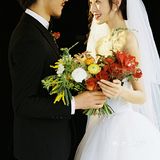 不要看别人拍酷的就要拍酷的,你长一张甜美的娃娃脸