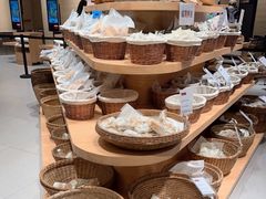 -七鲜超市(瑞虹天地太阳宫店)