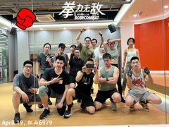 -乐刻健身(龙华红山6979店)