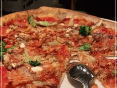 -WOLFGANG PUCK KITCHEN & BAR(迪士尼小镇店)