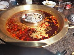 牛油菌菇鸳鸯锅底-巴蜀大宅门火锅(北大街店)