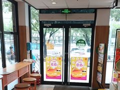 -麦当劳(安定门外大街店)
