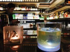 -TZ House音乐现场(来福士中心店)