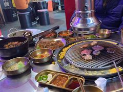 -釜山火炉·海鲜烤肉(紫藤路店)