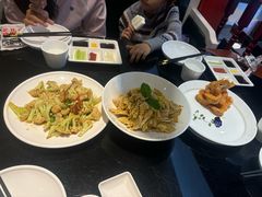 -皇城根·烤鸭·鱼头·家常菜(欧亚大观乐活城店)